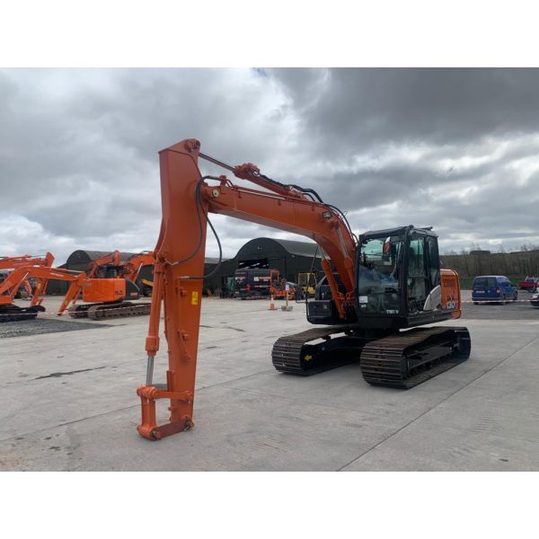 HITACHI ZX130LCN 6 PIC5